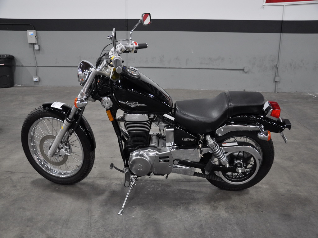 Купить мотоцикл Suzuki S40 Boulevard 2009 фото 8